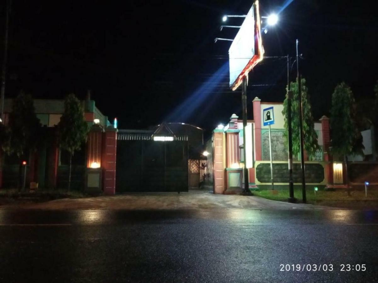 Penginapan Hotel Mangir Asri Giaoag Exterior photo